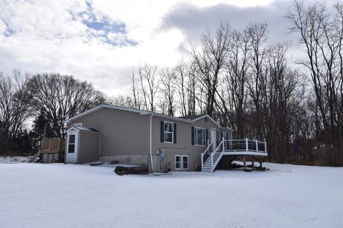 32 East Road, Panton, VT, 05491 | Card Image