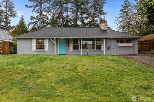 16142 Midvale Ave N, Shoreline, WA, 98133-5725 | Card Image