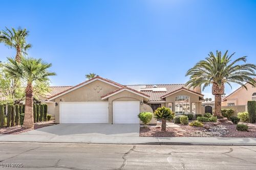 2432 Ocean Front Dr, Las Vegas, NV, 89128-7483 | Card Image