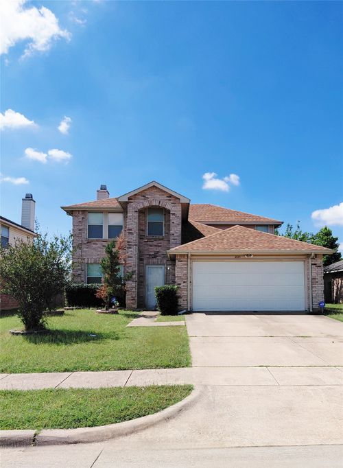2123 W Grove Ln, Grand Prairie, TX, 75052-8846 | Card Image