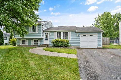8272 Mantova Dr, Clay, NY, 13041-9101 | Card Image