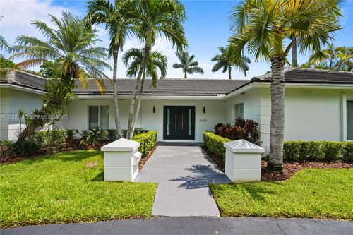 15305 Sw 78th Ct, Palmetto Bay, FL, 33157-2363 | Card Image