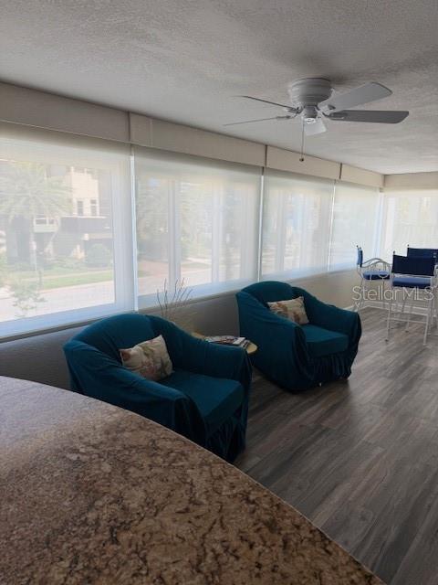 Residential Lease in CLEARWATER BEACH 5
