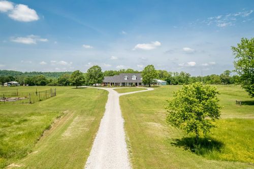 12 Lacie Dr, Greenbrier, AR, 72058-9128 | Card Image