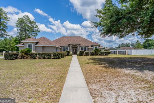716 Stonewall Jackson Pl, waycross, GA, 31503-7915 | Card Image