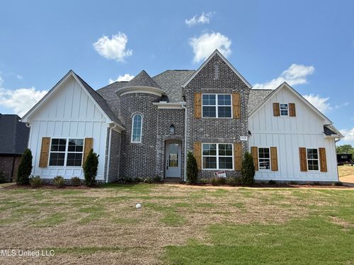 3145 Autumn Wind Dr, Hernando, MS, 38632-1049 | Card Image