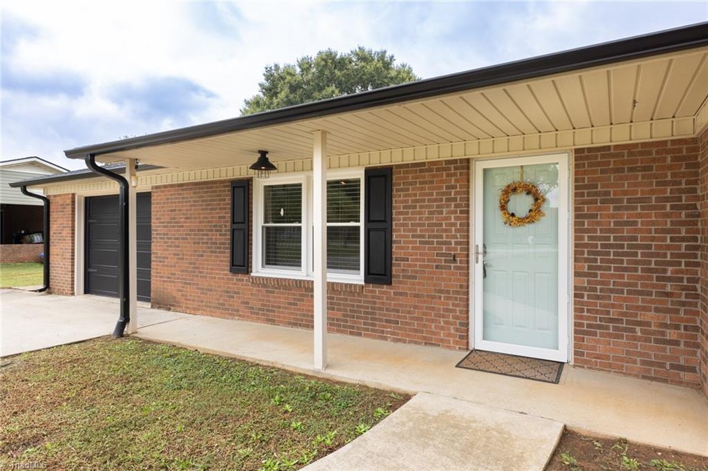 Hickory Tree Rd, Winston Salem, NC 27127