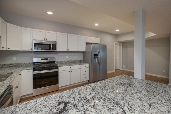 Kitchen Empty | Image 10