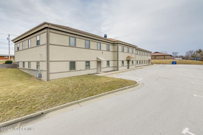 2023 Saint Marys Blvd, Home with 0 bedrooms, 4 bathrooms and 90 parking in JEFFERSON CITY MO | Image 13