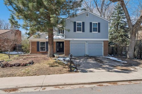 2711 S Oakland Cir E, Aurora, CO, 80014-3136 | Card Image