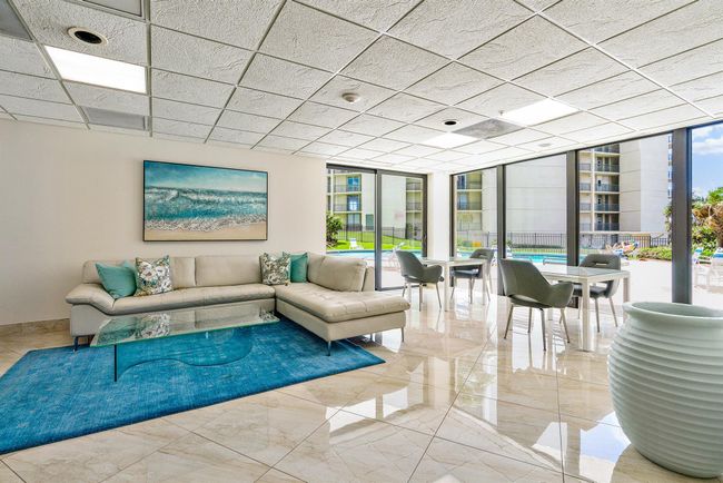 APT-305 - 5420 N Ocean Dr, Condo with 2 bedrooms, 2 bathrooms and null parking in Riviera Beach FL | Image 15