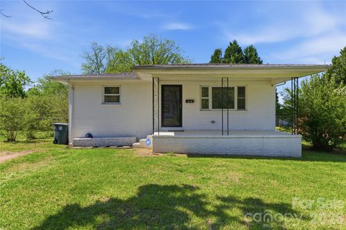 615 W Marsh Street, Salisbury, NC, 28144 | Card Image