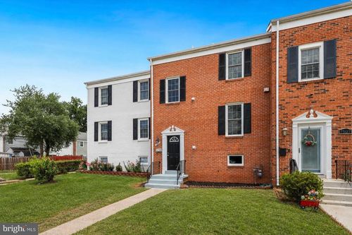 7505 Campbell Ct, MANASSAS, VA, 20109-2902 | Card Image