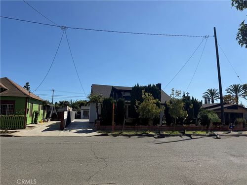 1234 W 3rd St, Santa Ana, CA, 92701-4834 | Card Image