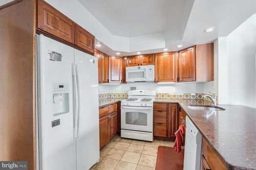 apt-1710s-4515 Willard Ave, CHEVY CHASE, MD, 20815-3623 | Card Image