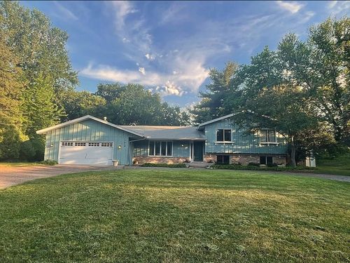 17515 Bay Ln, Wayzata, MN, 55391-2811 | Card Image