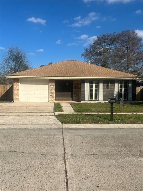 3318 Cannes Pl, Kenner, LA, 70065-2913 | Card Image