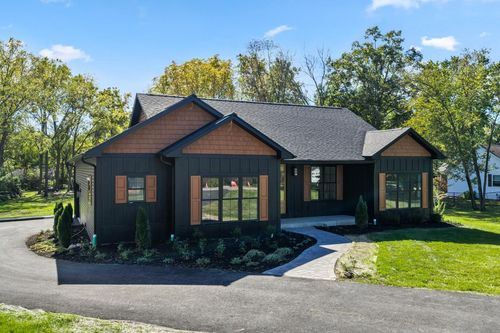 121 Glenwood Drive, Delavan, WI, 53115 | Card Image