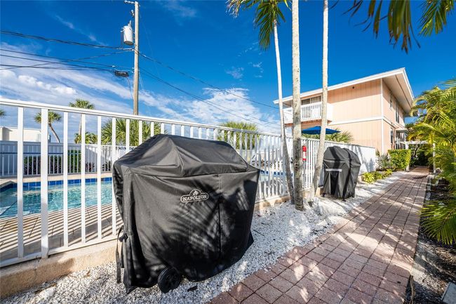 UNIT-2B - 2375 N Beach Rd, Condo with 2 bedrooms, 1 bathrooms and null parking in Englewood FL | Image 31