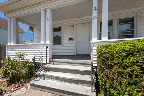 25 Fairfield Ave, Providence, RI, 02909-4105 | Card Image