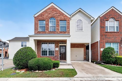 1747 Aden Mist Dr, Houston, TX, 77003-5358 | Card Image