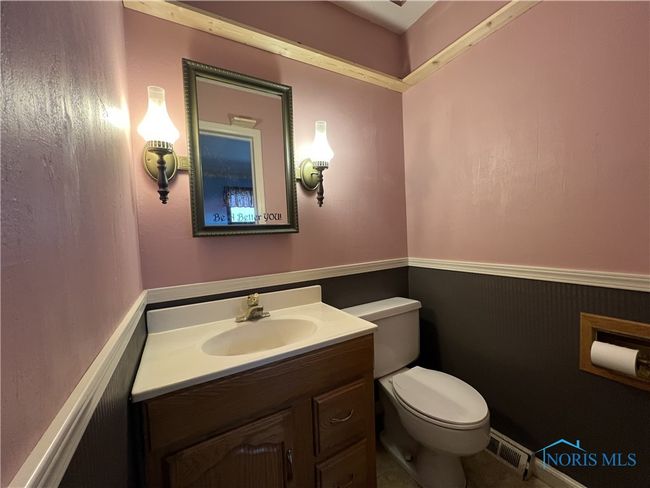 657 N Sandusky St, House other with 3 bedrooms, 2 bathrooms and 8 parking in Tiffin OH | Image 19