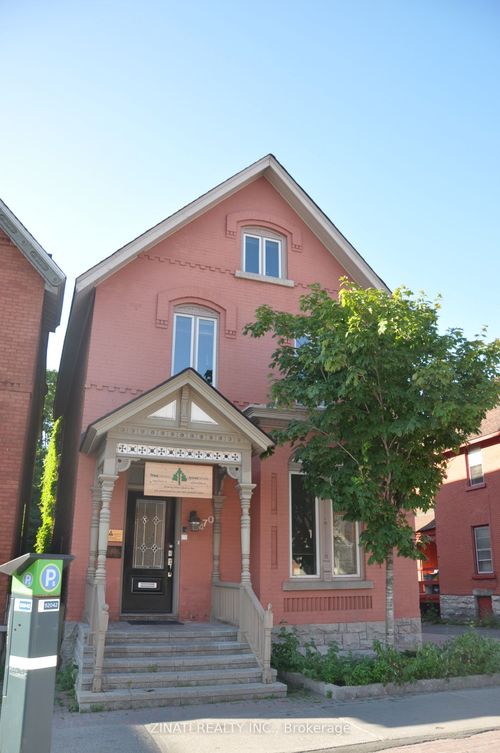 470 Somerset St W, Ottawa, ON, K1R5J8 | Card Image