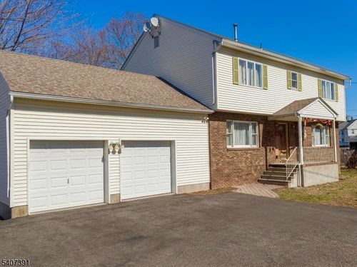 17 Talmadge Ave, Bound Brook, NJ, 08805-1918 | Card Image