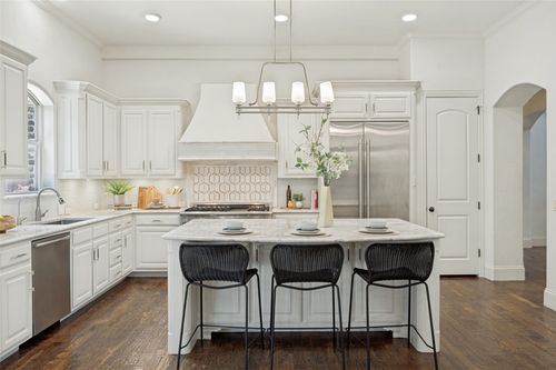 5764 Quebec Ln, Plano, TX, 75024-2904 | Card Image