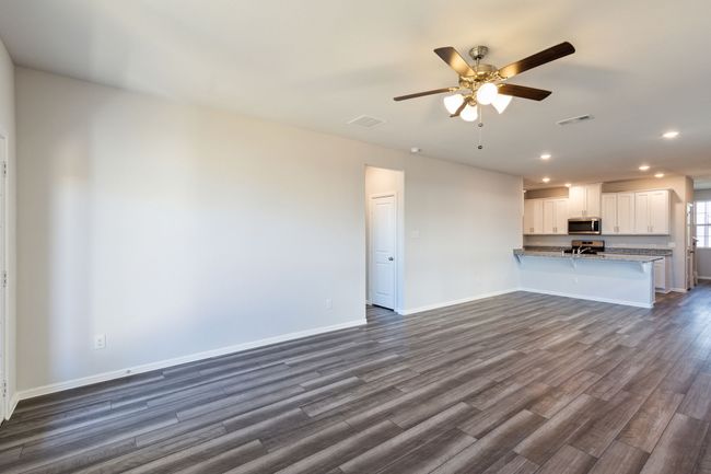 413 Magellan Rd, House other with 4 bedrooms, 4 bathrooms and null parking in Seagoville TX | Image 9