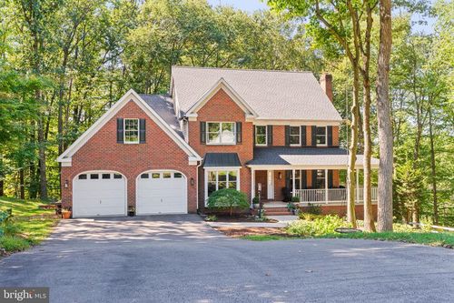 1155 Greenwood Dr, HUMMELSTOWN, PA, 17036-8744 | Card Image