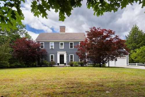 28 Mathews Road, Henniker, NH, 03242 | Card Image
