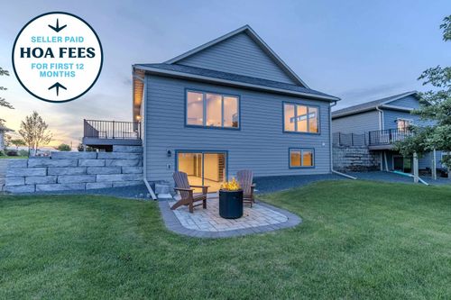 2043 35th St, Spirit Lake, IA, 51360-7683 | Card Image