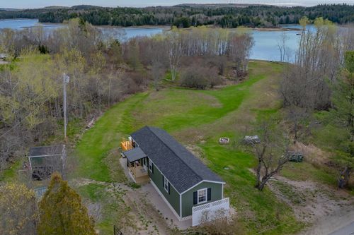 318 Kennebec Rd, Machias, ME, 04654-3510 | Card Image
