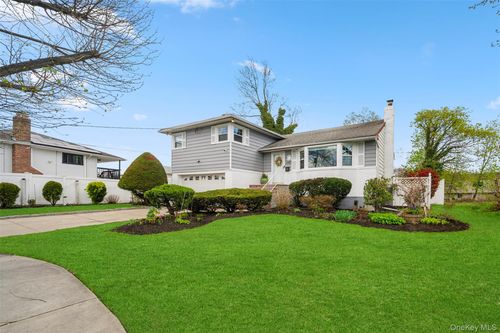 1239 Lynne St, North Baldwin, NY, 11510-1229 | Card Image