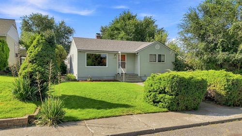 2307 W Broad Ave, Spokane, WA, 99205-5701 | Card Image