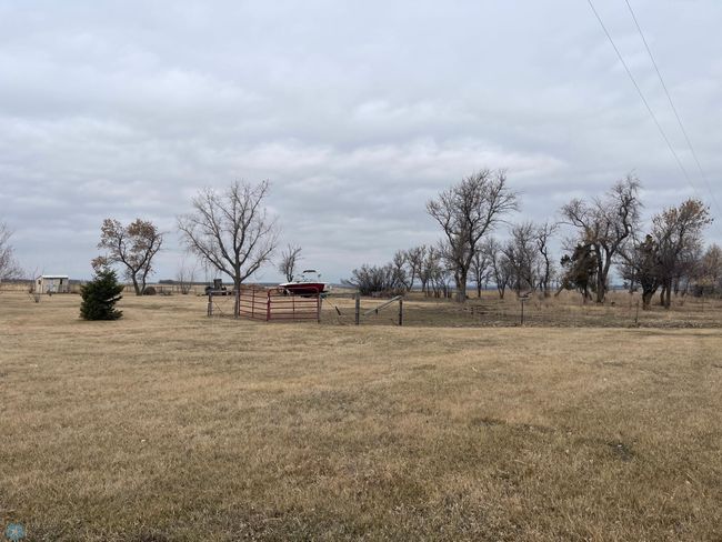 13237 72 Nd St Se, House other with 5 bedrooms, 1 bathrooms and null parking in Lisbon ND | Image 43