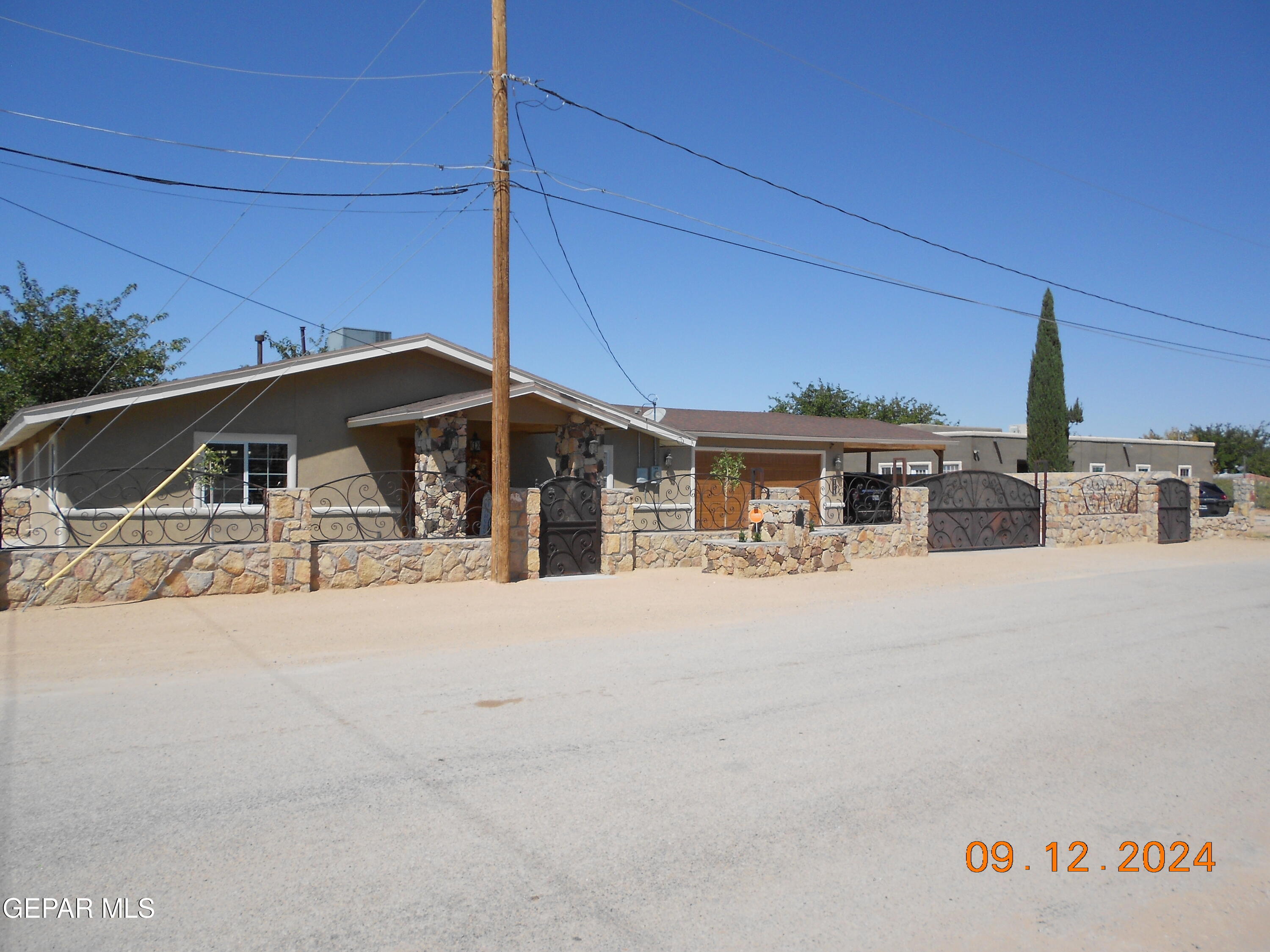 Lake Granada , El Paso, TX 79928