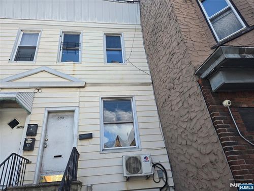 598 Side Avenue, Jersey City, NJ, 07304 | Card Image