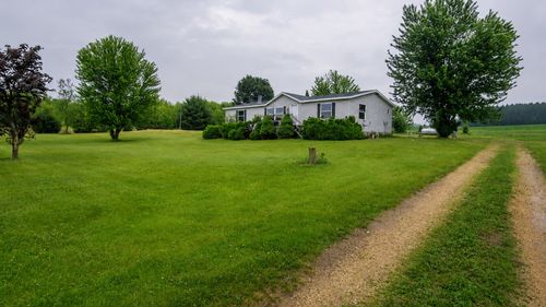1120 County Hwy S, Black River Falls, WI, 54615-7613 | Card Image