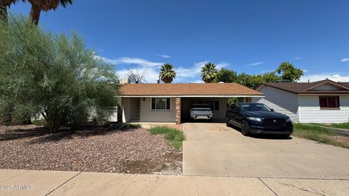 3748 W Las Palmaritas Dr, Phoenix, AZ, 85051-9138 | Card Image