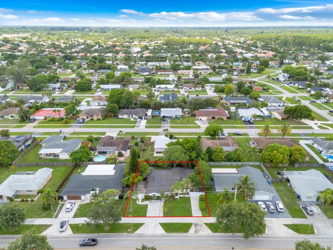 849 Royal Palm Beach Blvd, House other with 4 bedrooms, 3 bathrooms and null parking in Royal Palm Beach FL | Image 27