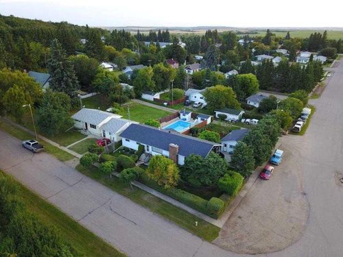 4824 50 Street, Innisfree, AB, T0B2G0 | Card Image