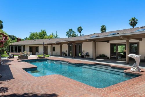 111 Deer Hollow Rd, San Anselmo, CA, 94960-1246 | Card Image