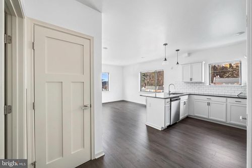 apt-211-5312 Ridge Ave, PHILADELPHIA, PA, 19128-3935 | Card Image