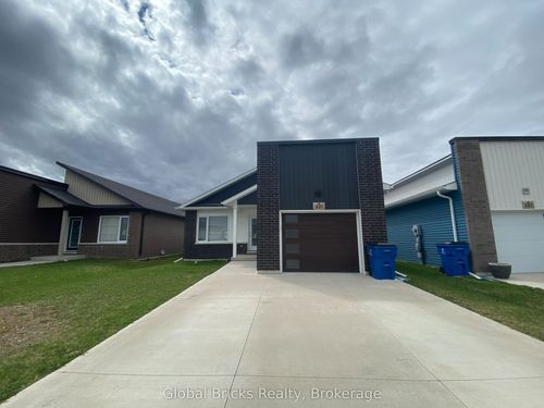 231 Manning Dr, Chatham, ON, N7M0S5 | Card Image