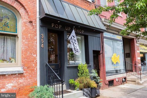 354 N Queen St, Lancaster, PA, 17603-3194 | Card Image