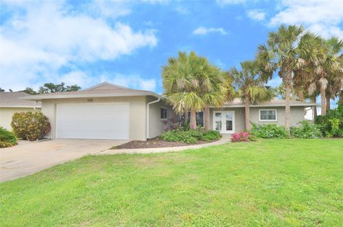 2321 Sandlewood Dr, Venice, FL, 34293-2856 | Card Image