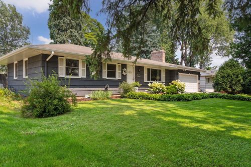685 Harmony Cir, Wayzata, MN, 55391-1105 | Card Image