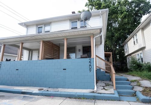 b-2209 E New York St, Indianapolis, IN, 46201-3100 | Card Image